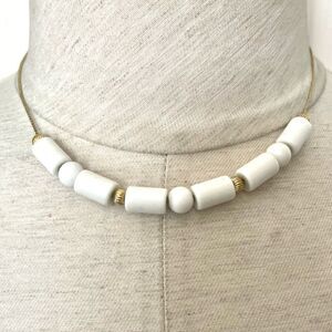 Direction One white and gold tone dainty beaded vintage necklace